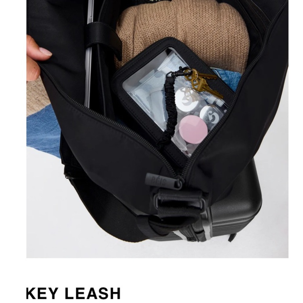 BEIS Sleek Black Cressent Crossbody Weekend Bag - Picture 13 of 13